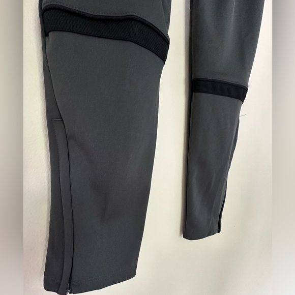 NWOT. Nike Women’s Academy training pants. - Picture 4 of 5